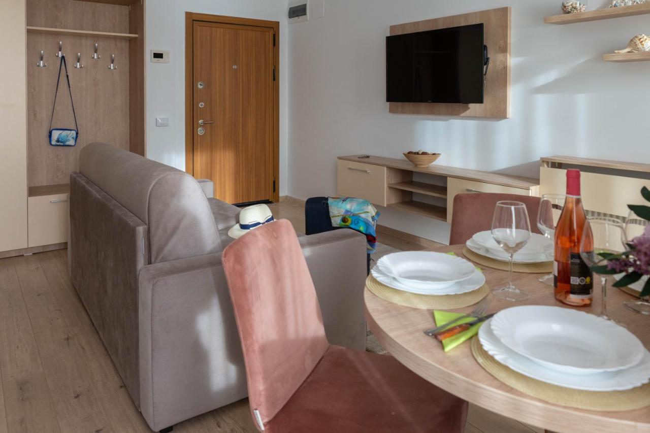 Apartament Le Bonheur ママイア エクステリア 写真