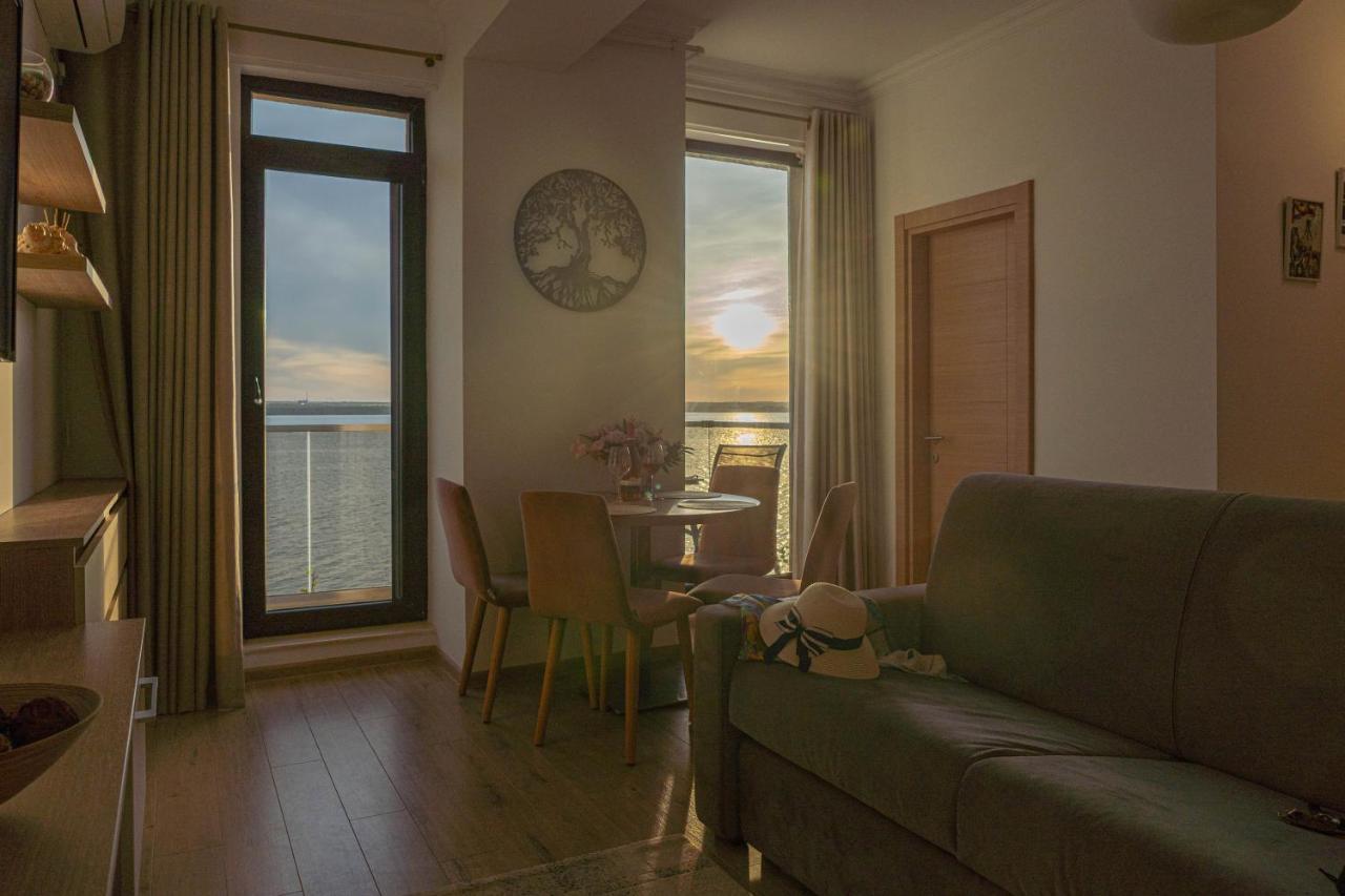 Apartament Le Bonheur ママイア エクステリア 写真