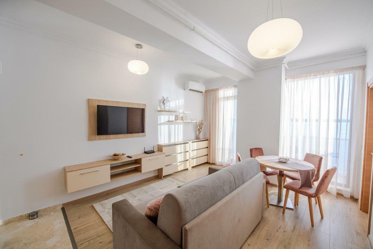 Apartament Le Bonheur ママイア エクステリア 写真
