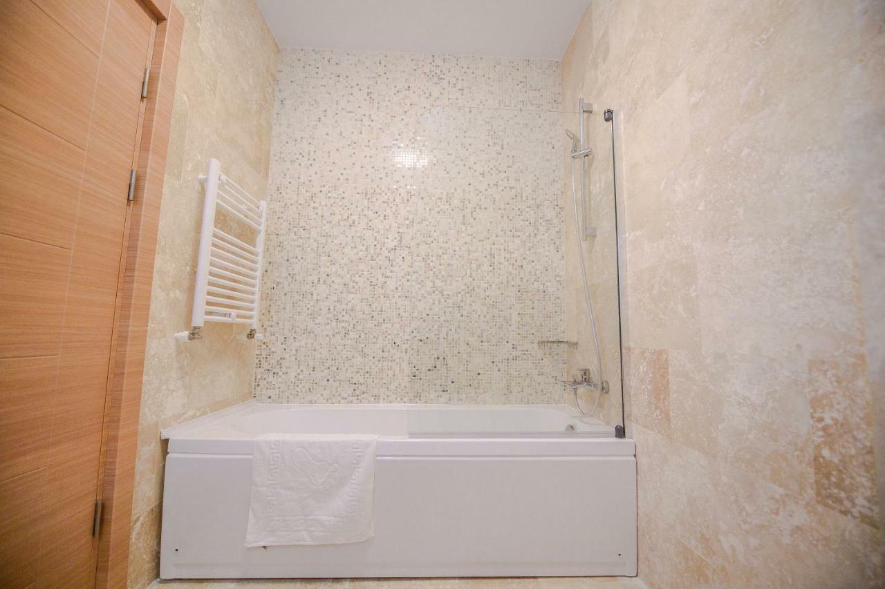 Apartament Le Bonheur ママイア エクステリア 写真
